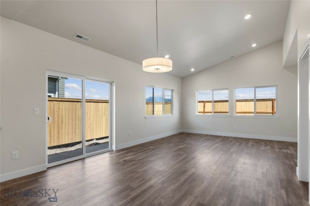 17 N Reliance Ave, Bozeman MT 59718