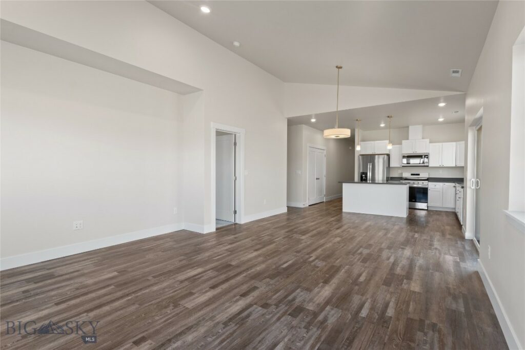 17 N Reliance Ave, Bozeman MT 59718