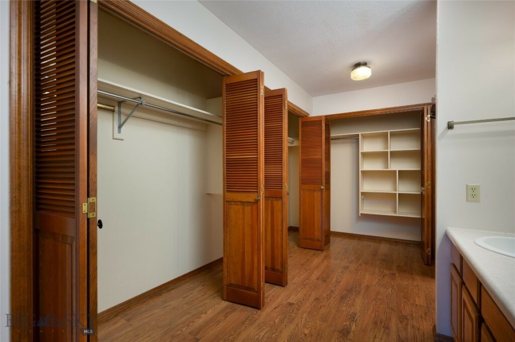 17 Hoffman Drive, Bozeman MT 59715