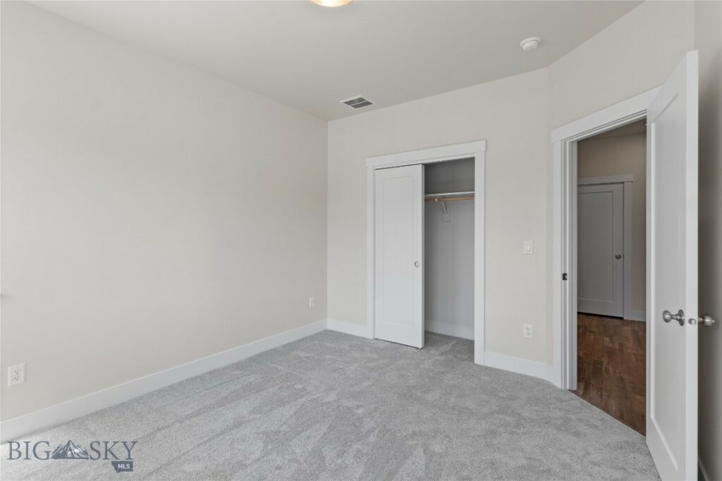 17 N Reliance Ave, Bozeman MT 59718