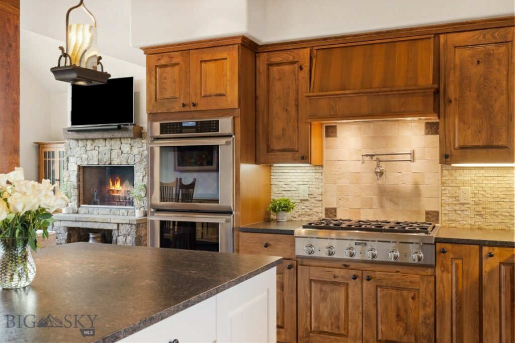171 Brave Heart Loop, Bozeman MT 59718