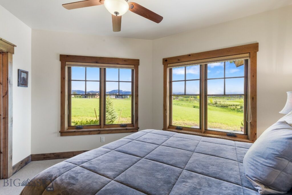 171 Brave Heart Loop, Bozeman MT 59718