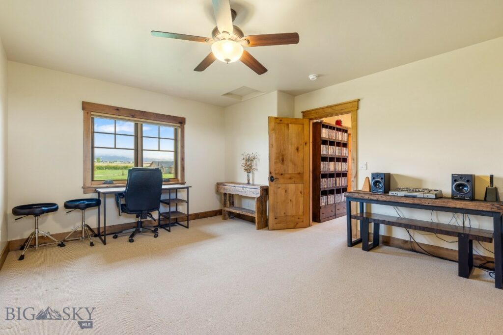 171 Brave Heart Loop, Bozeman MT 59718