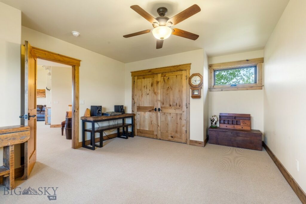 171 Brave Heart Loop, Bozeman MT 59718