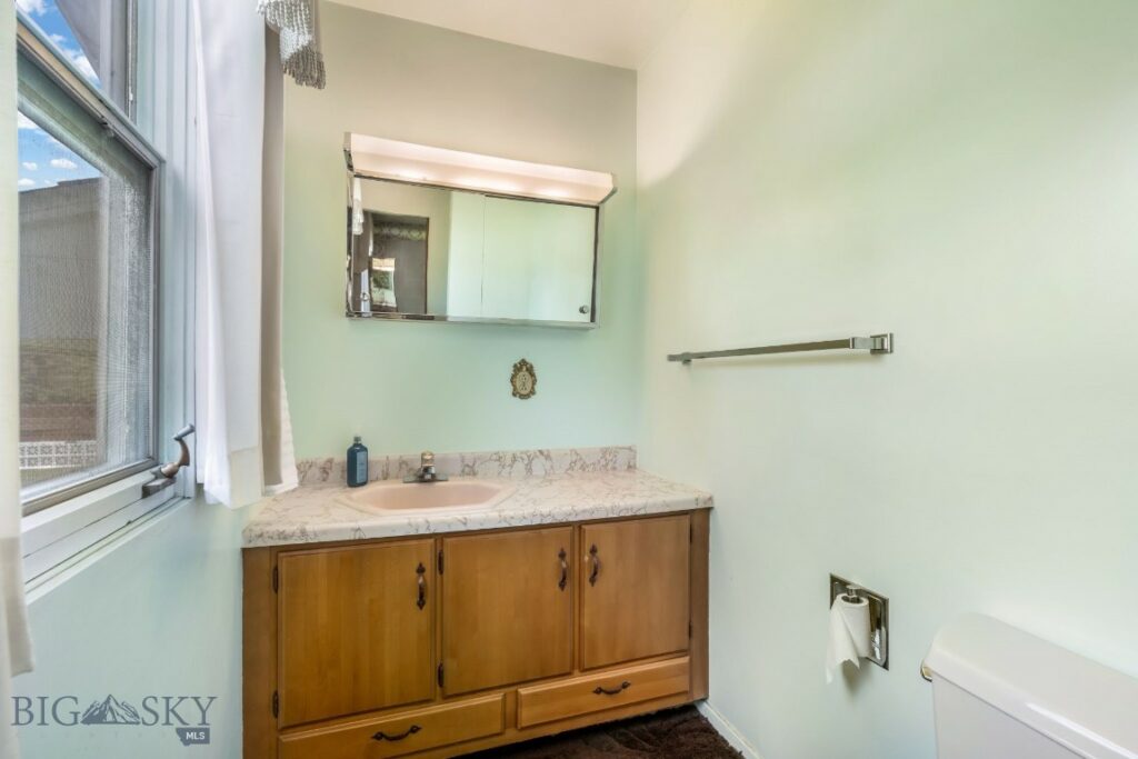 1721 S Willson Avenue, Bozeman MT 59715