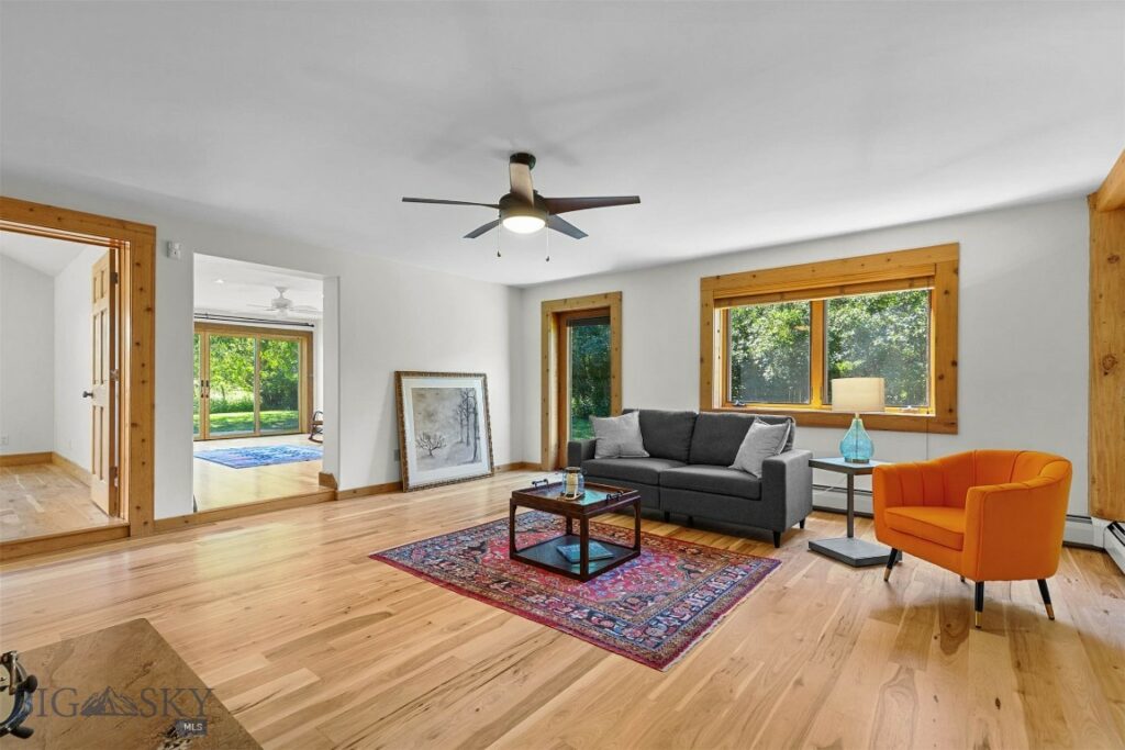 1733 W Cameron Bridge Road, Bozeman MT 59718