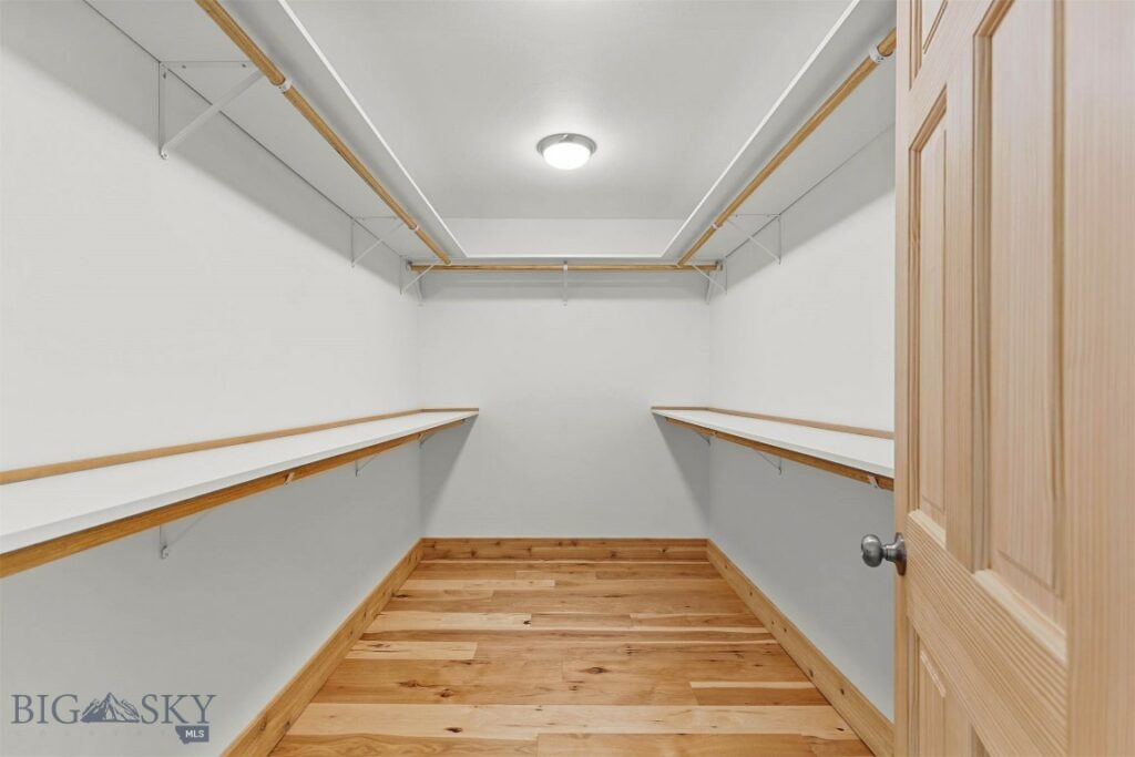 1733 W Cameron Bridge Road, Bozeman MT 59718