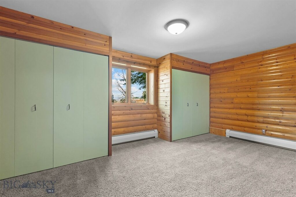 1733 W Cameron Bridge Road, Bozeman MT 59718