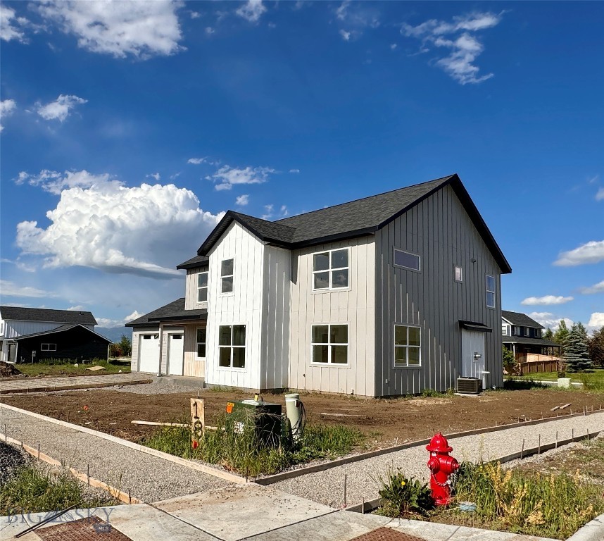 18 Arrow Peak Court, Bozeman MT 59718