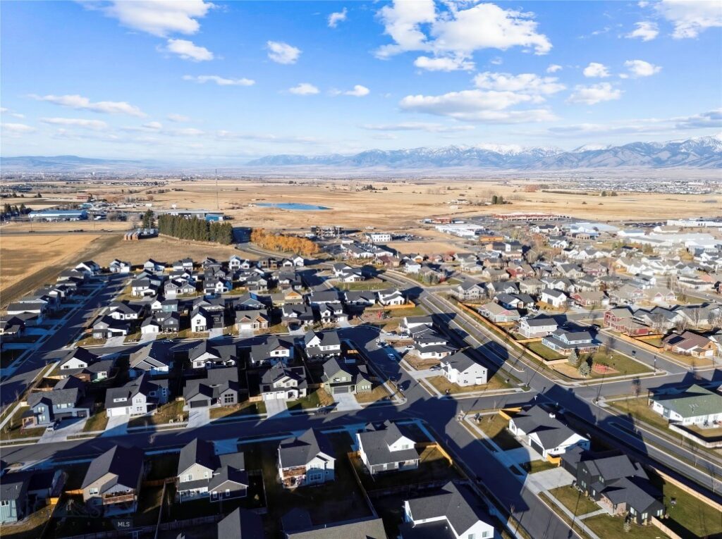 18 Arrow Peak Court, Bozeman MT 59718