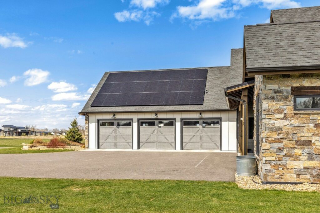 18 Moon Shadow Drive, Bozeman MT 59715