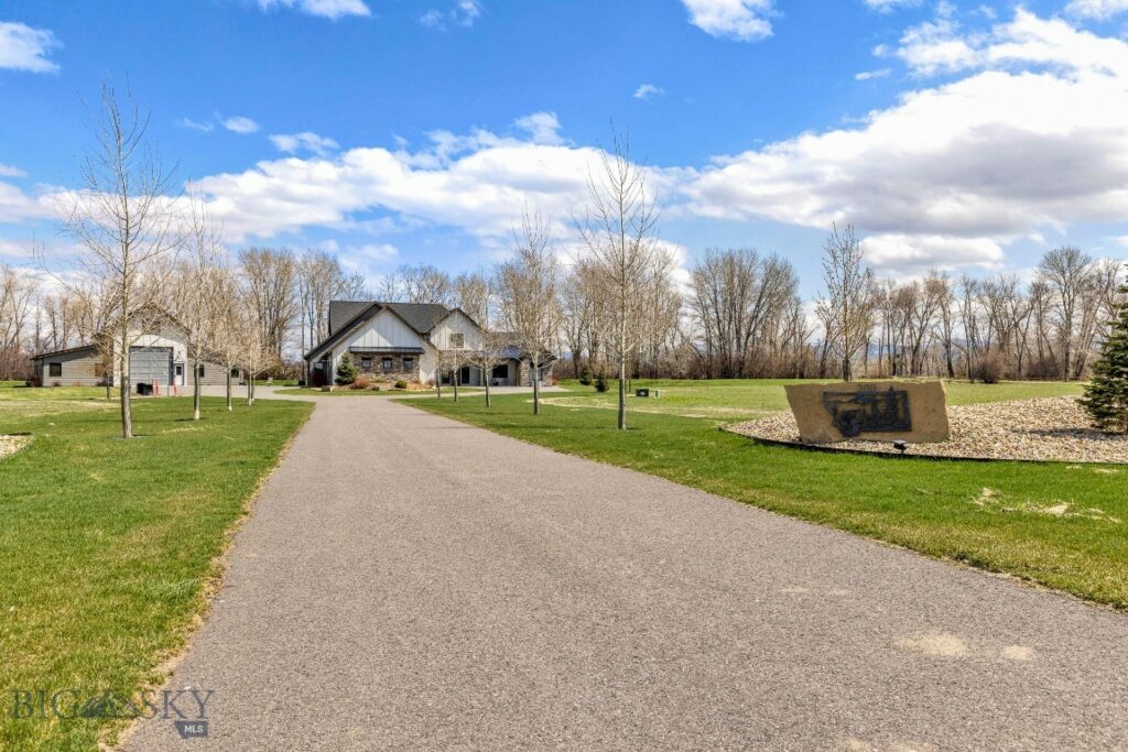 18 Moon Shadow Drive, Bozeman MT 59715