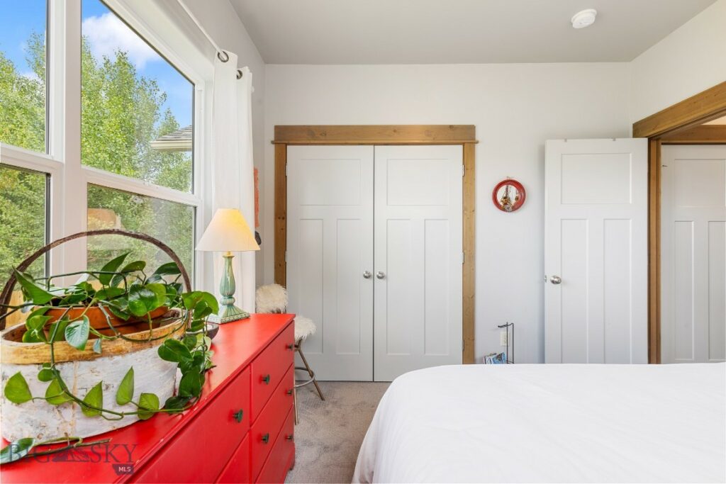 182 Snowy Owl Trail, Bozeman MT 59718