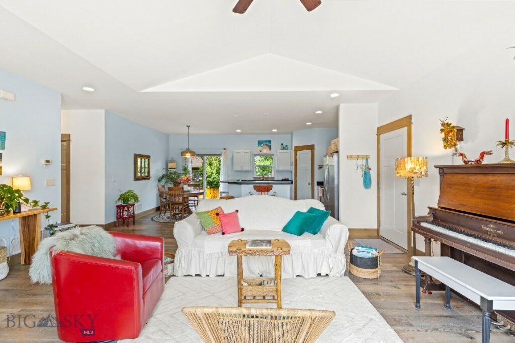 182 Snowy Owl Trail, Bozeman MT 59718