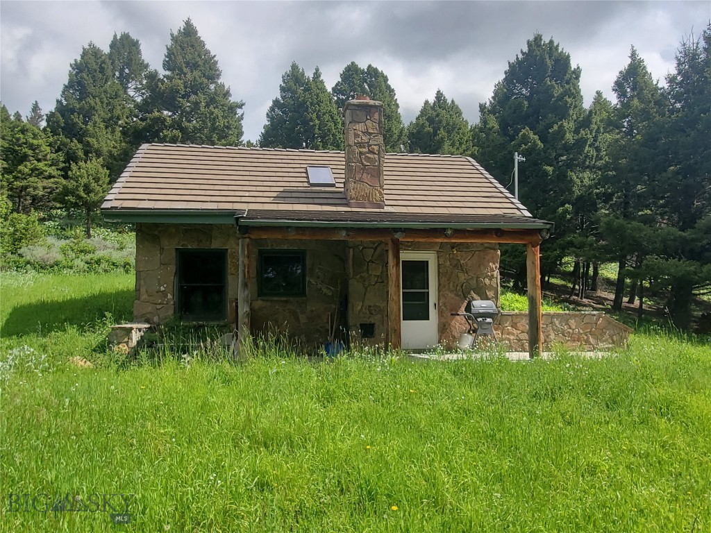 18203 Bear Tracks Road, Bozeman MT 59715