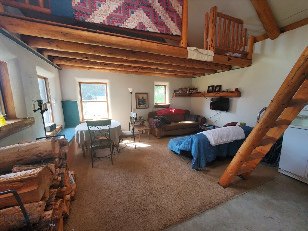 18203 Bear Tracks Road, Bozeman MT 59715