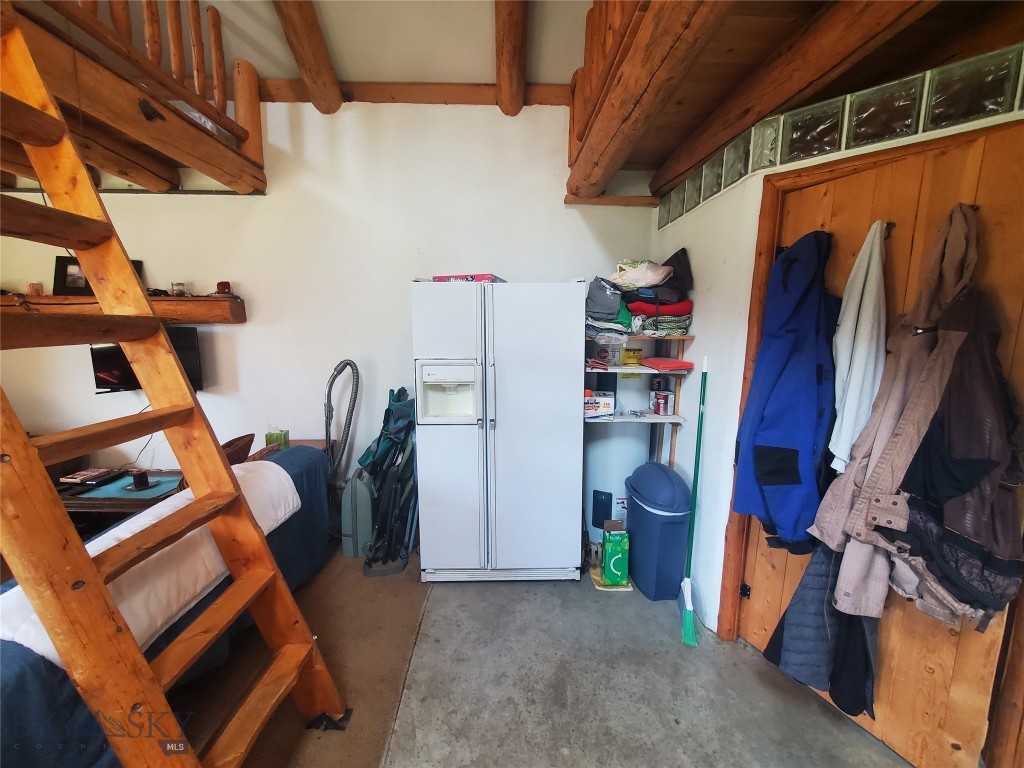 18203 Bear Tracks Road, Bozeman MT 59715