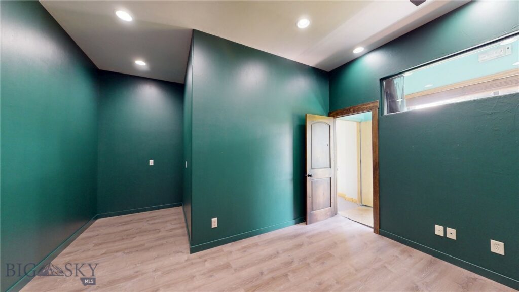 1910 N 22nd Avenue, Bozeman MT 59718