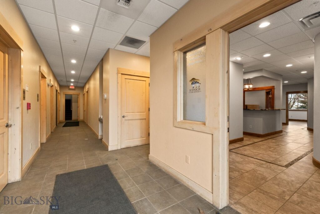 1940 W Dickerson, Bozeman MT 59718