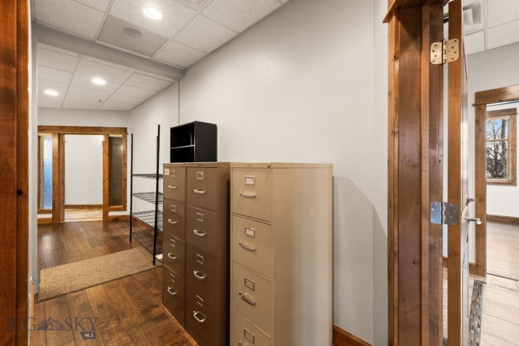 1940 W Dickerson, Bozeman MT 59718