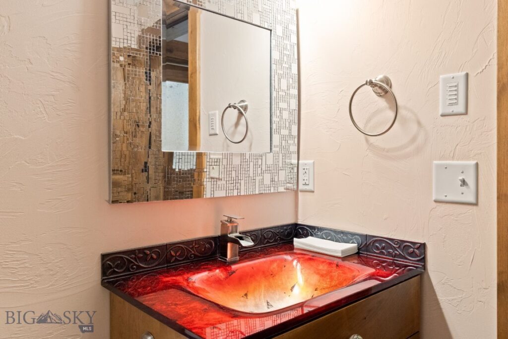 1940 W Dickerson, Bozeman MT 59718