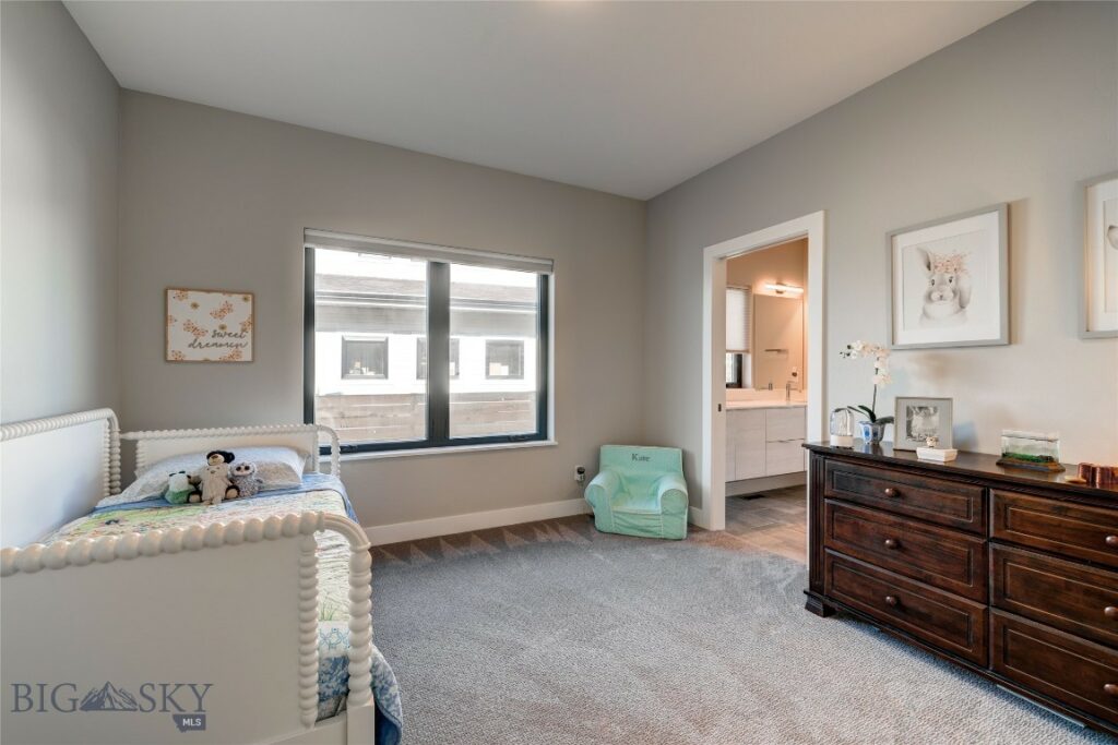 1955 Ryun Sun Way, Bozeman MT 59718
