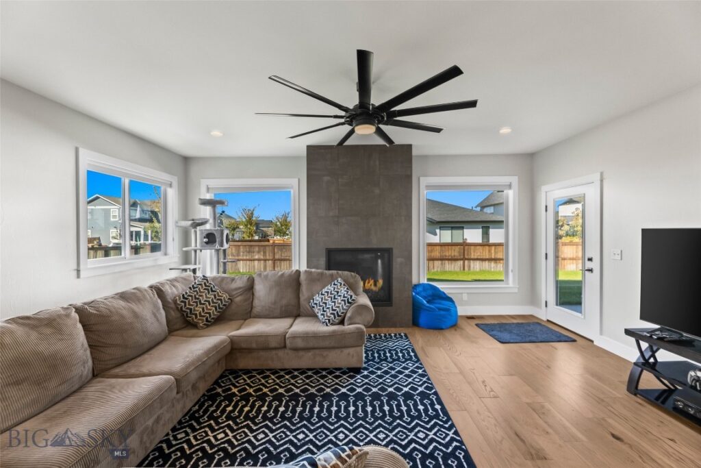 196 Arrow Peak Court, Bozeman MT 59718