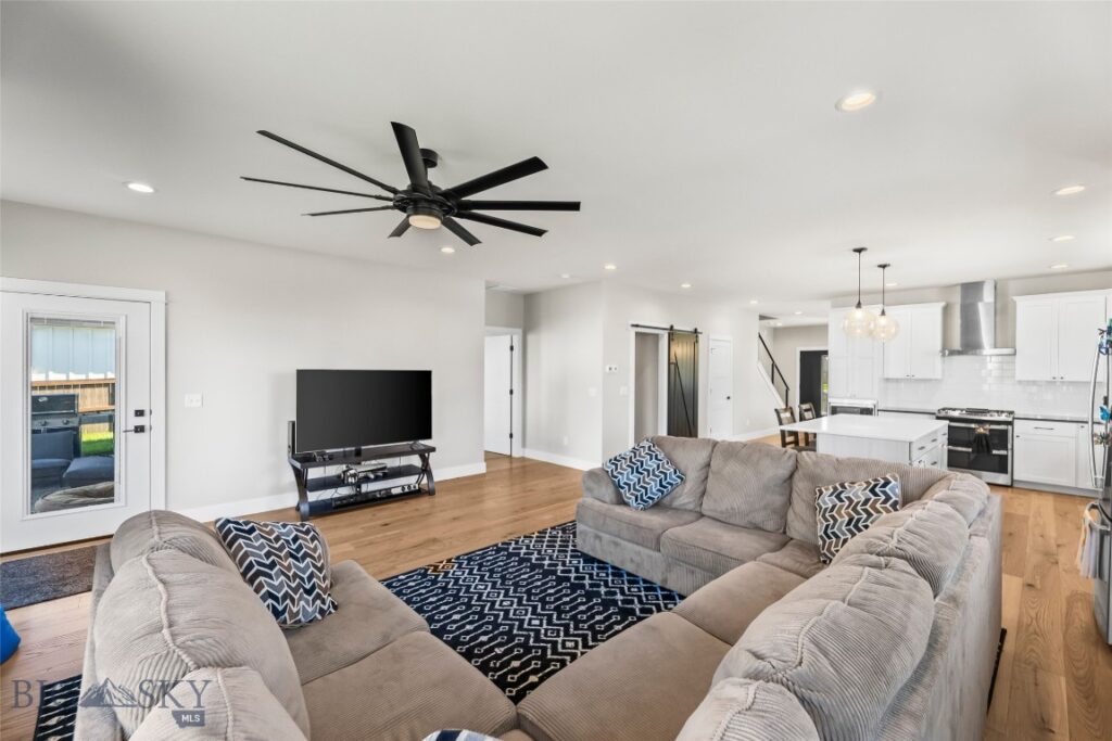 196 Arrow Peak Court, Bozeman MT 59718