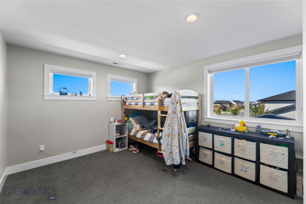 196 Arrow Peak Court, Bozeman MT 59718