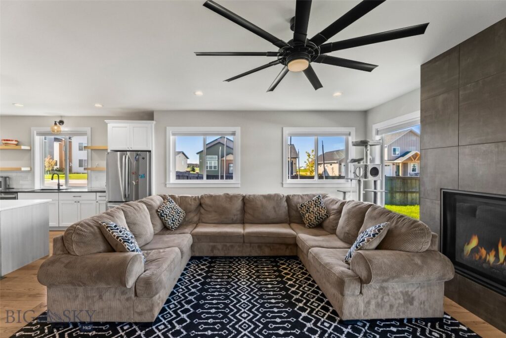 196 Arrow Peak Court, Bozeman MT 59718