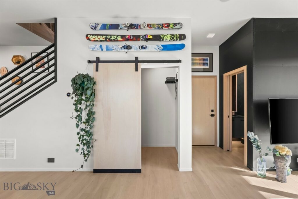 1964 Little Cottage Lane, Bozeman MT 59715