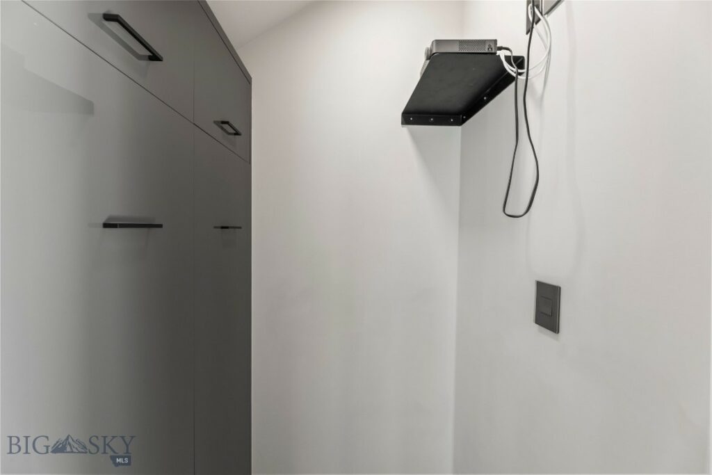 1964 Little Cottage Lane, Bozeman MT 59715