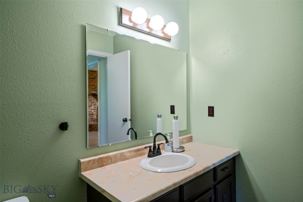 2 Hitching Post, Bozeman MT 59715