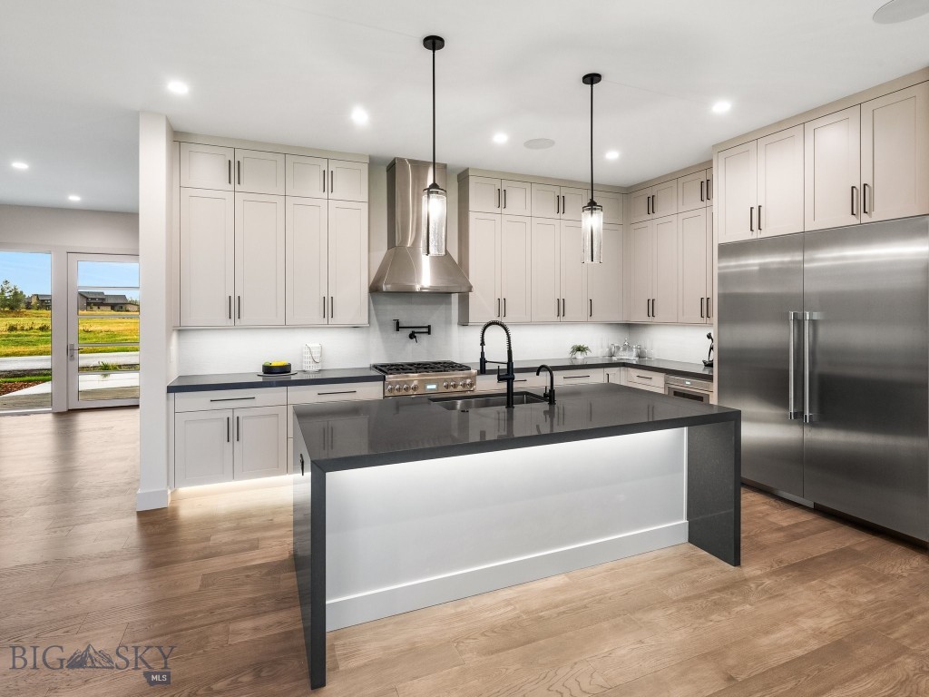 20 Bold Driver Lane, Bozeman MT 59718