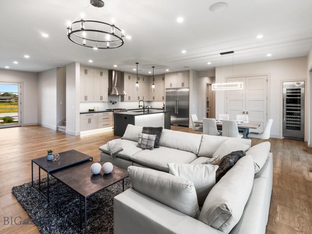 20 Bold Driver Lane, Bozeman MT 59718