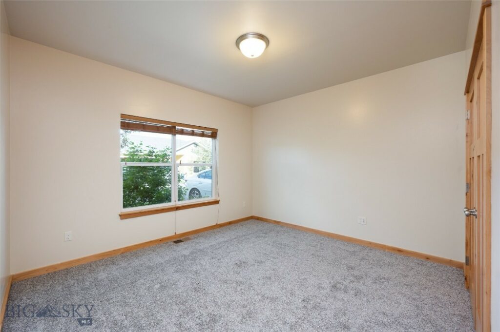 20 Voyager Lane, Bozeman MT 59718