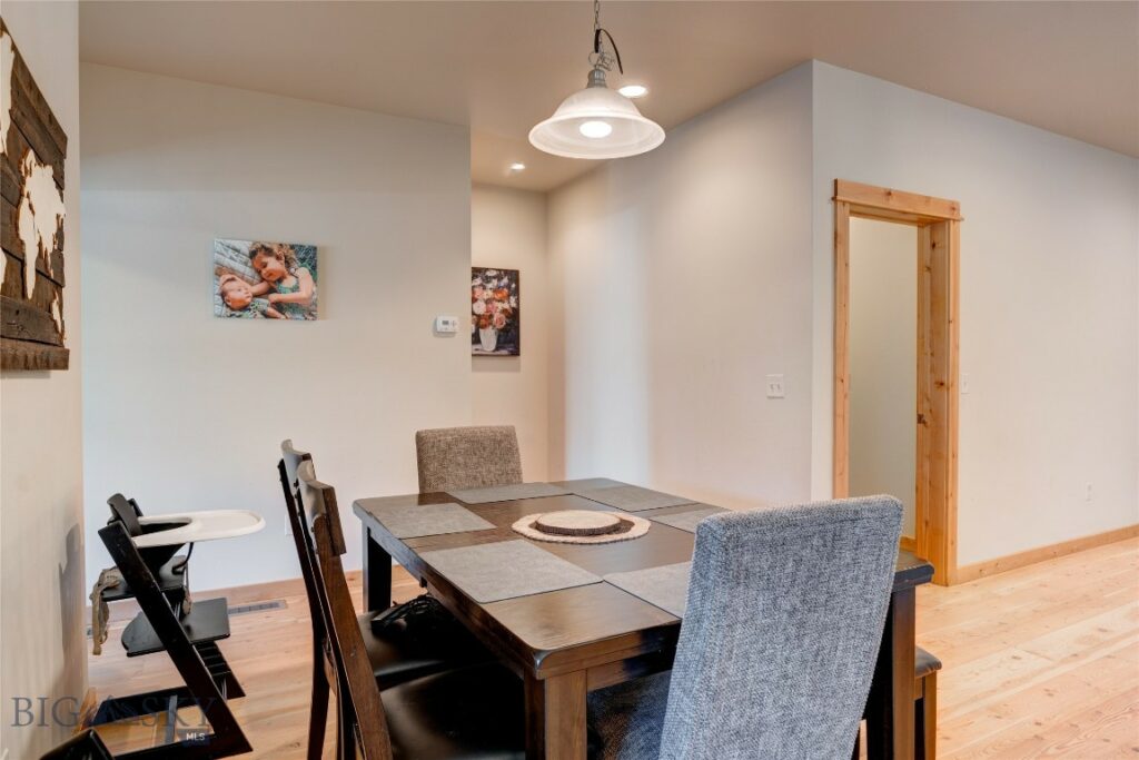 20 Voyager Lane, Bozeman MT 59718