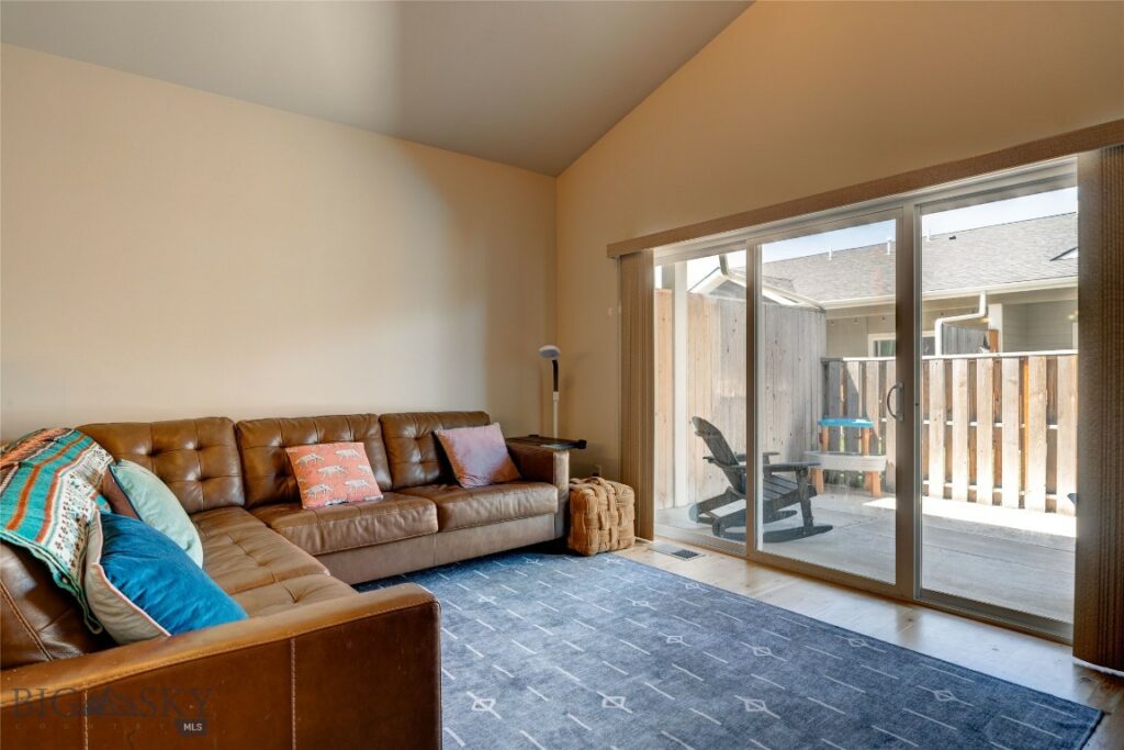 20 Voyager Lane, Bozeman MT 59718