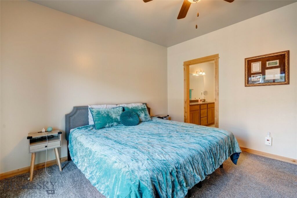 20 Voyager Lane, Bozeman MT 59718