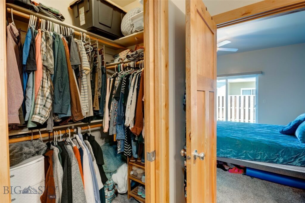 20 Voyager Lane, Bozeman MT 59718