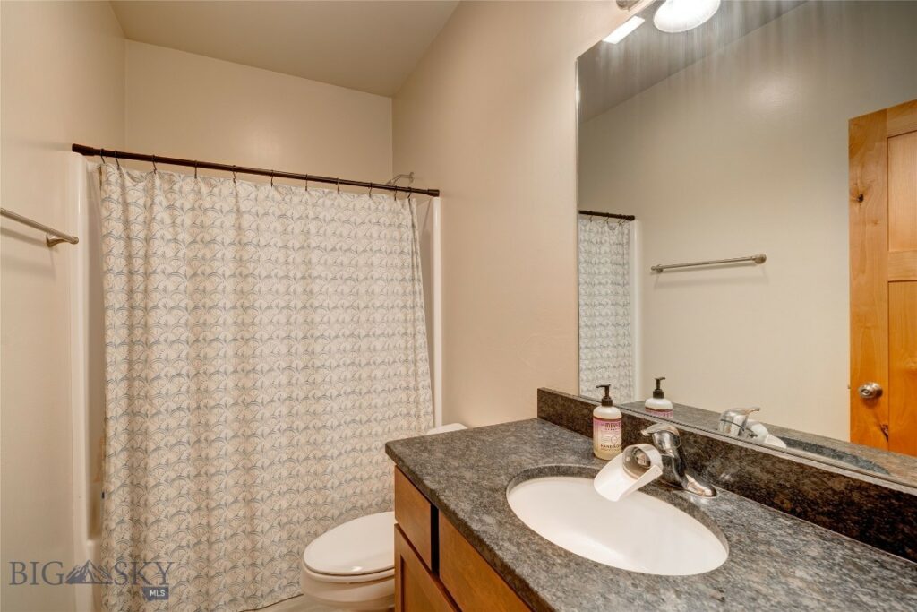 20 Voyager Lane, Bozeman MT 59718