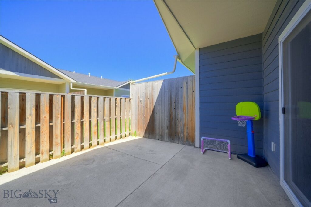 20 Voyager Lane, Bozeman MT 59718