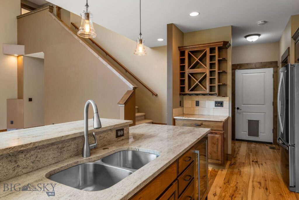 2014 Commonwealth Street, Bozeman MT 59718