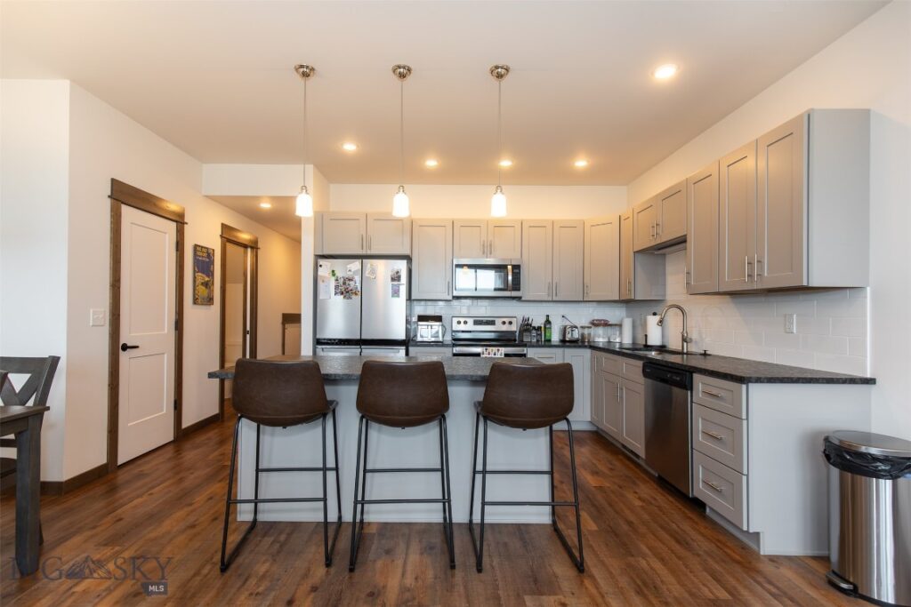 2016 Chipset, Bozeman MT 59718