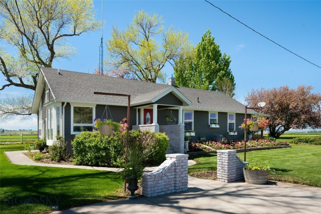 2062 Bitterroot Road, Bozeman MT 59718