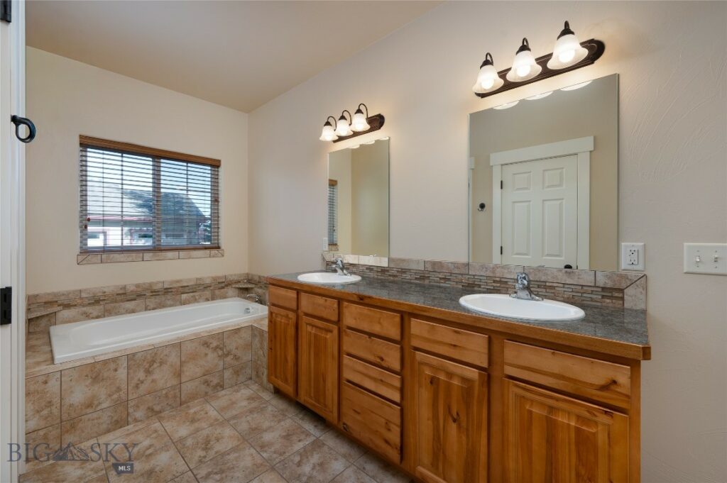 207 Pattee Trail, Bozeman MT 59718