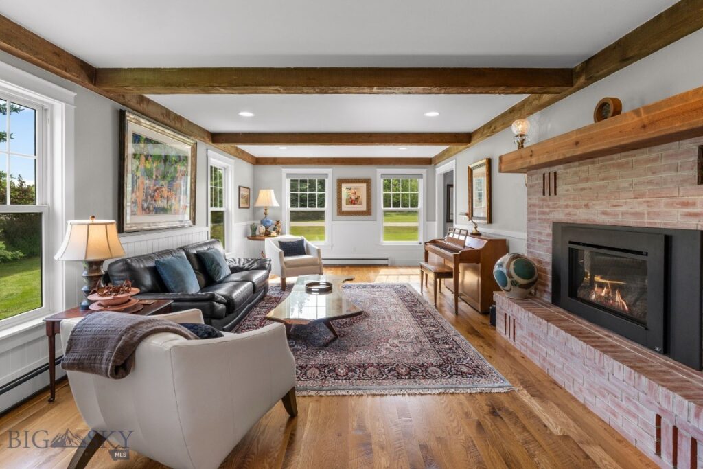21 Hitching Post Road, Bozeman MT 59715