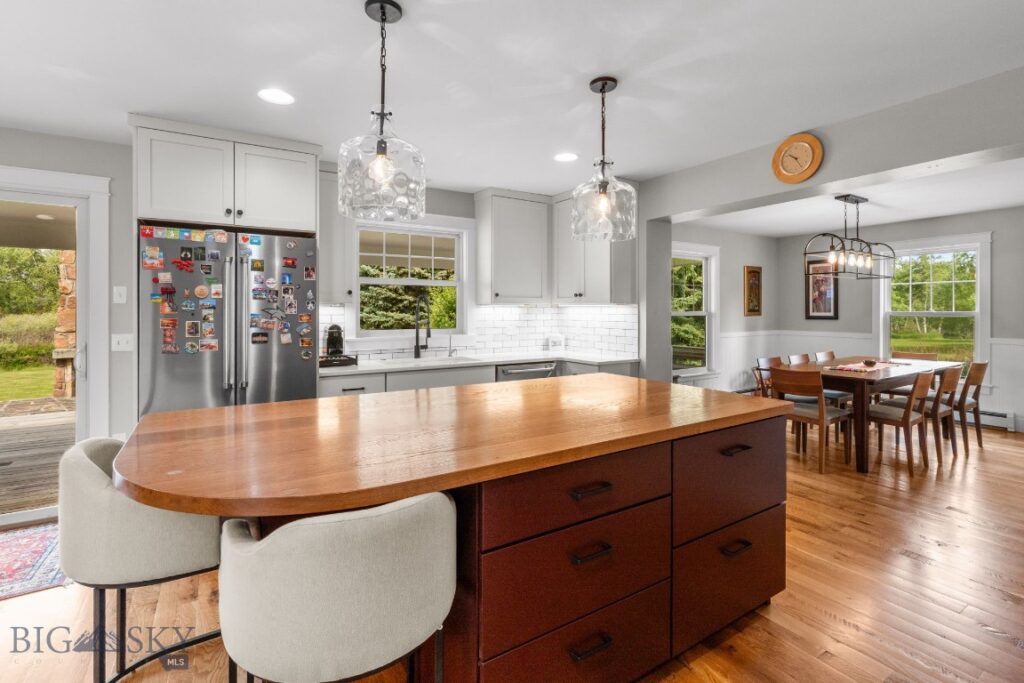 21 Hitching Post Road, Bozeman MT 59715