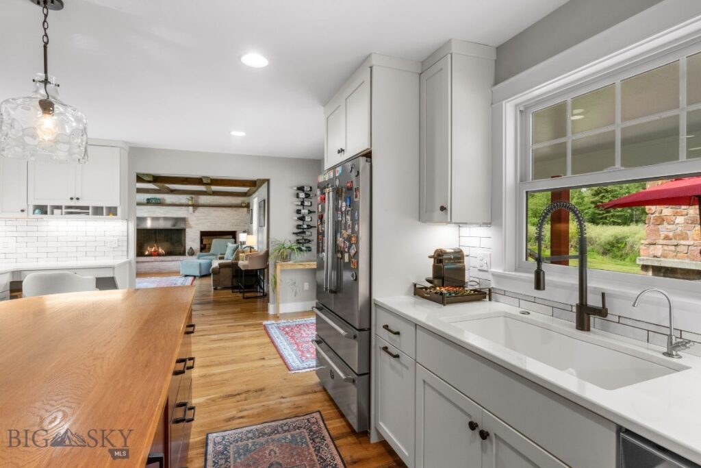 21 Hitching Post Road, Bozeman MT 59715
