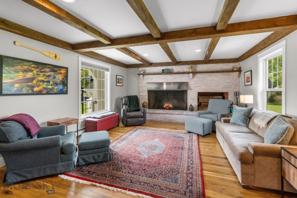 21 Hitching Post Road, Bozeman MT 59715